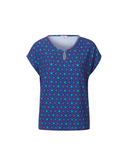 Mia T shirt Cap