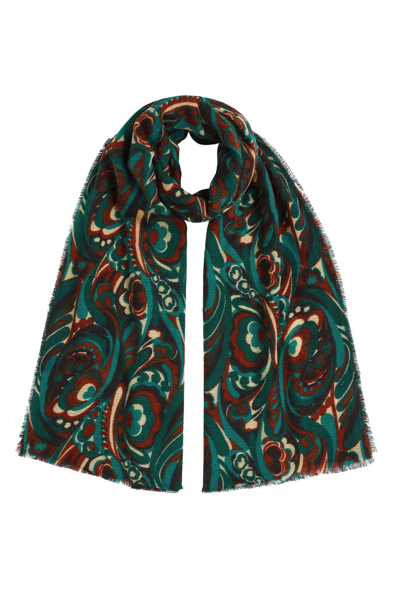 Maude Scarf