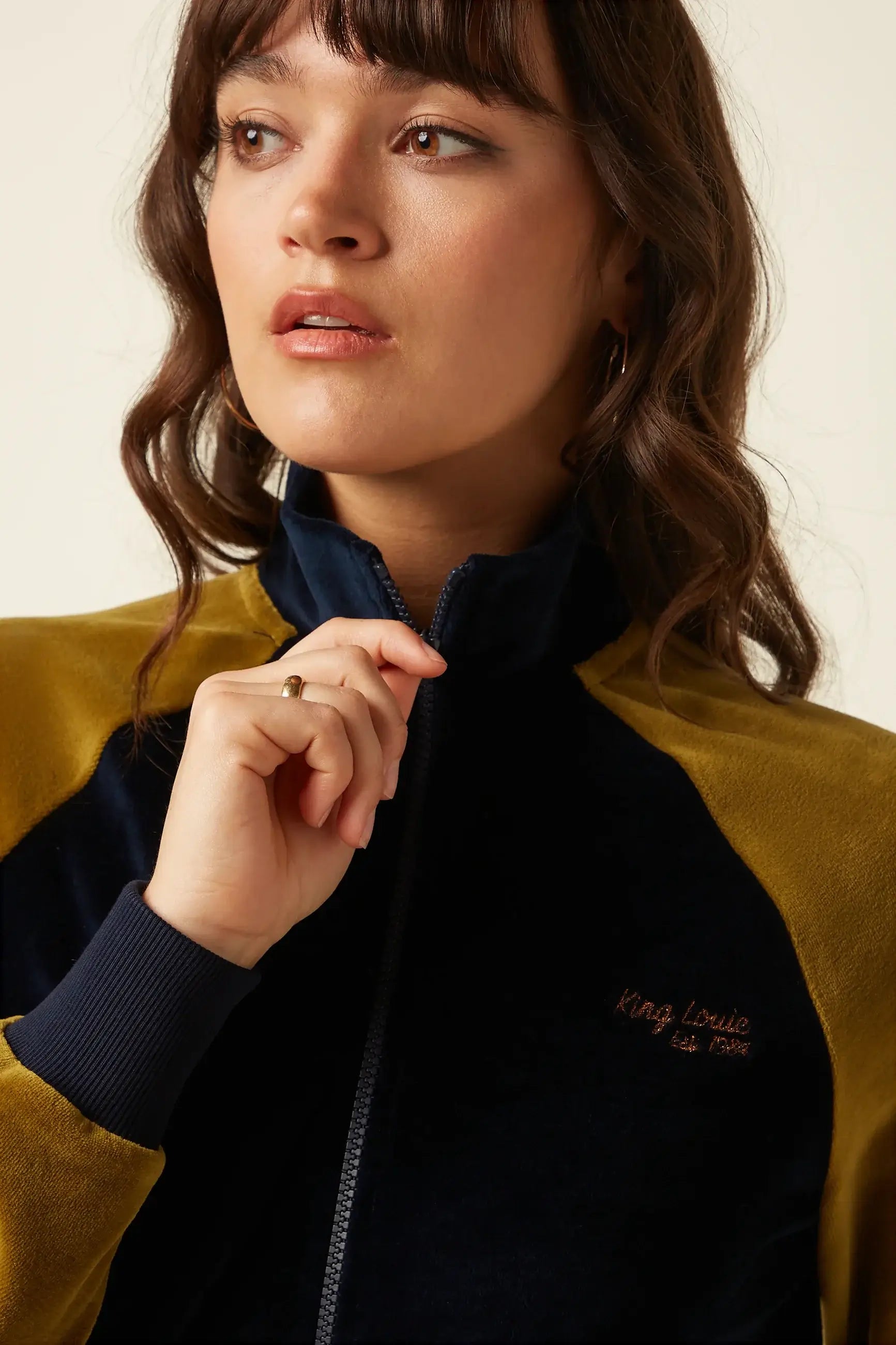 Lila Coljack Baton Velvet