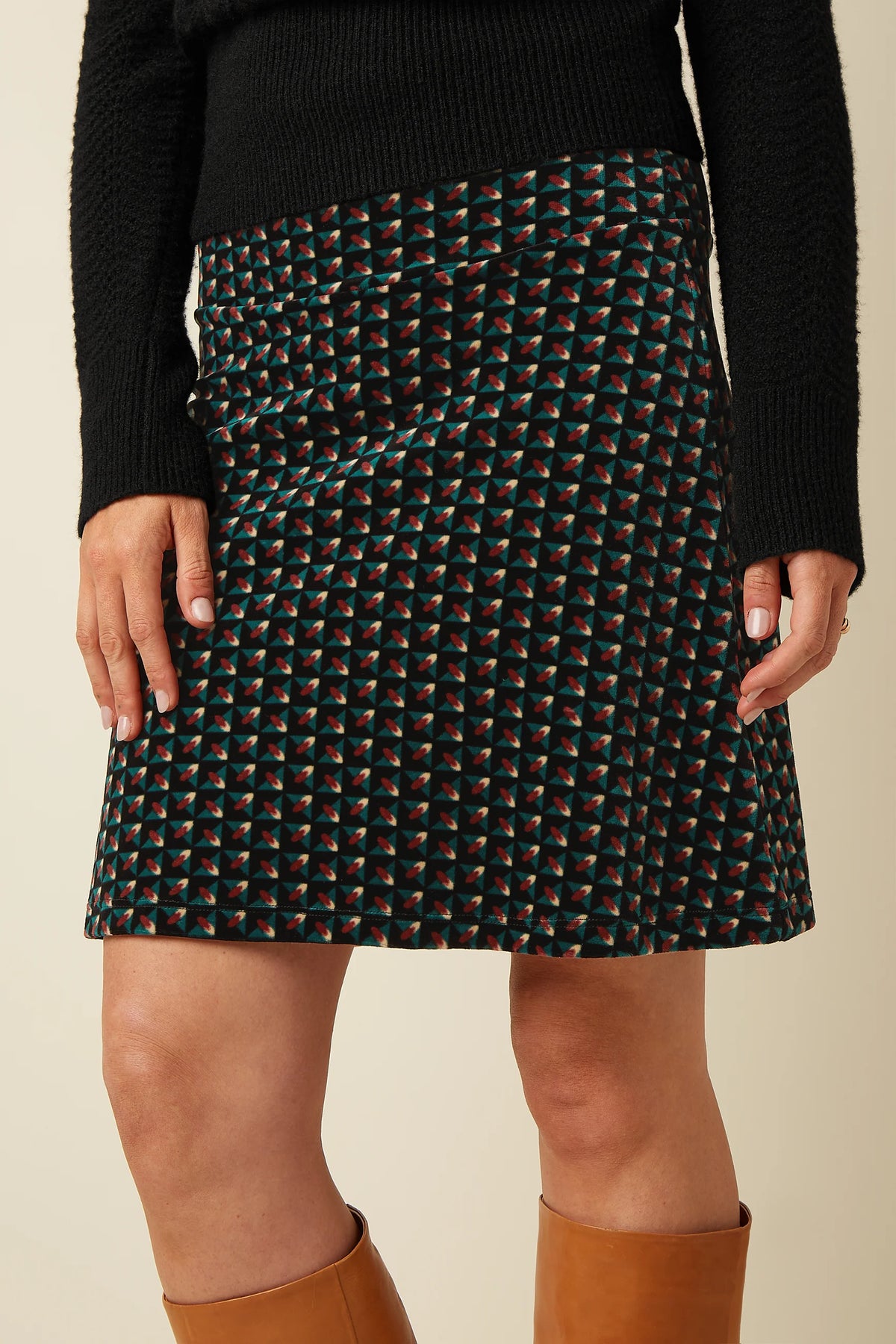 Border Skirt Frost
