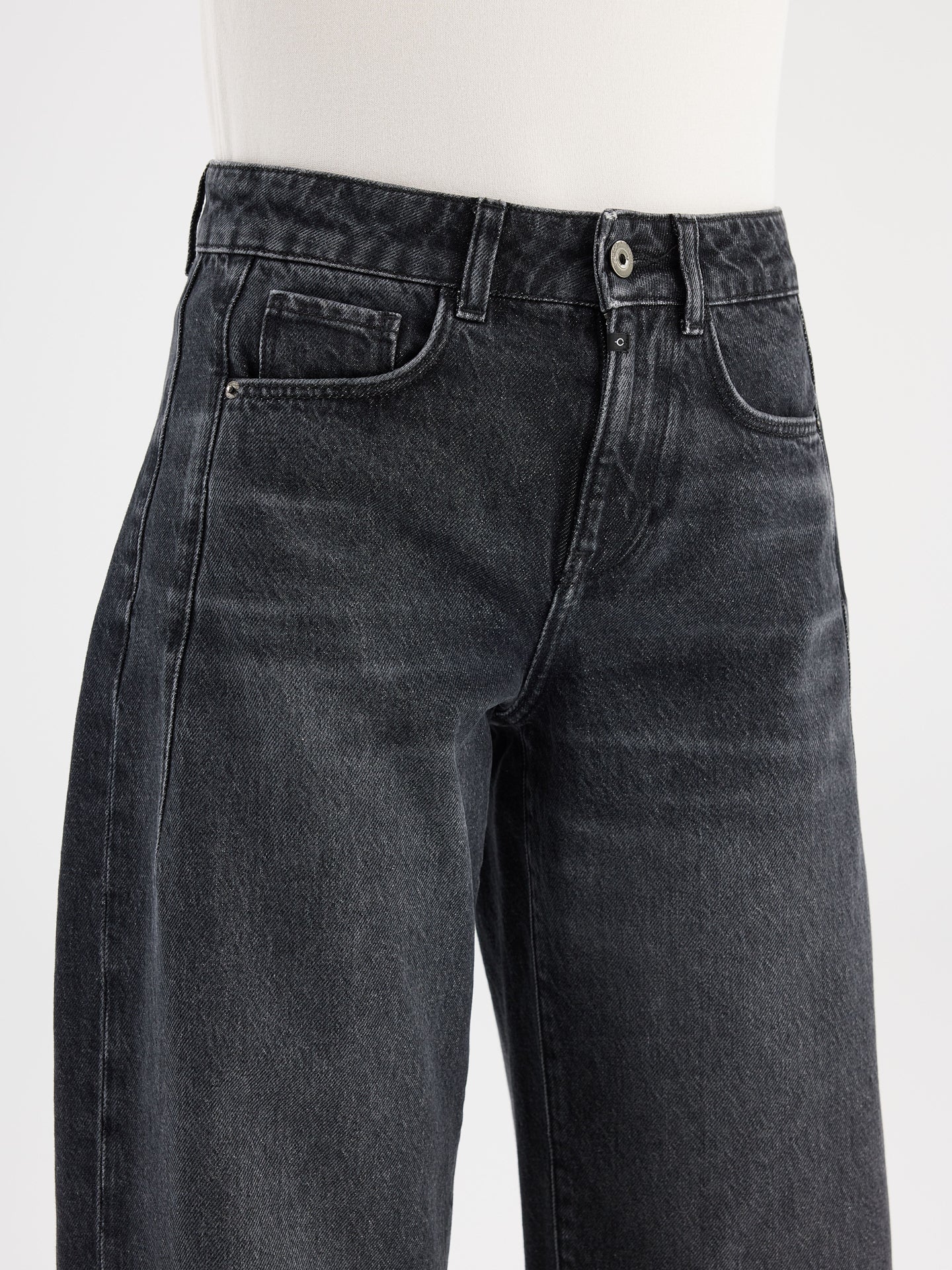 Balloon jeans in mooie zwarte kleur.