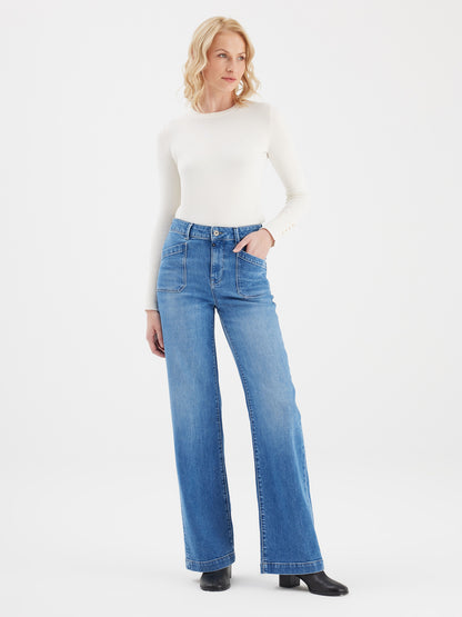 jeans in medium blue 
