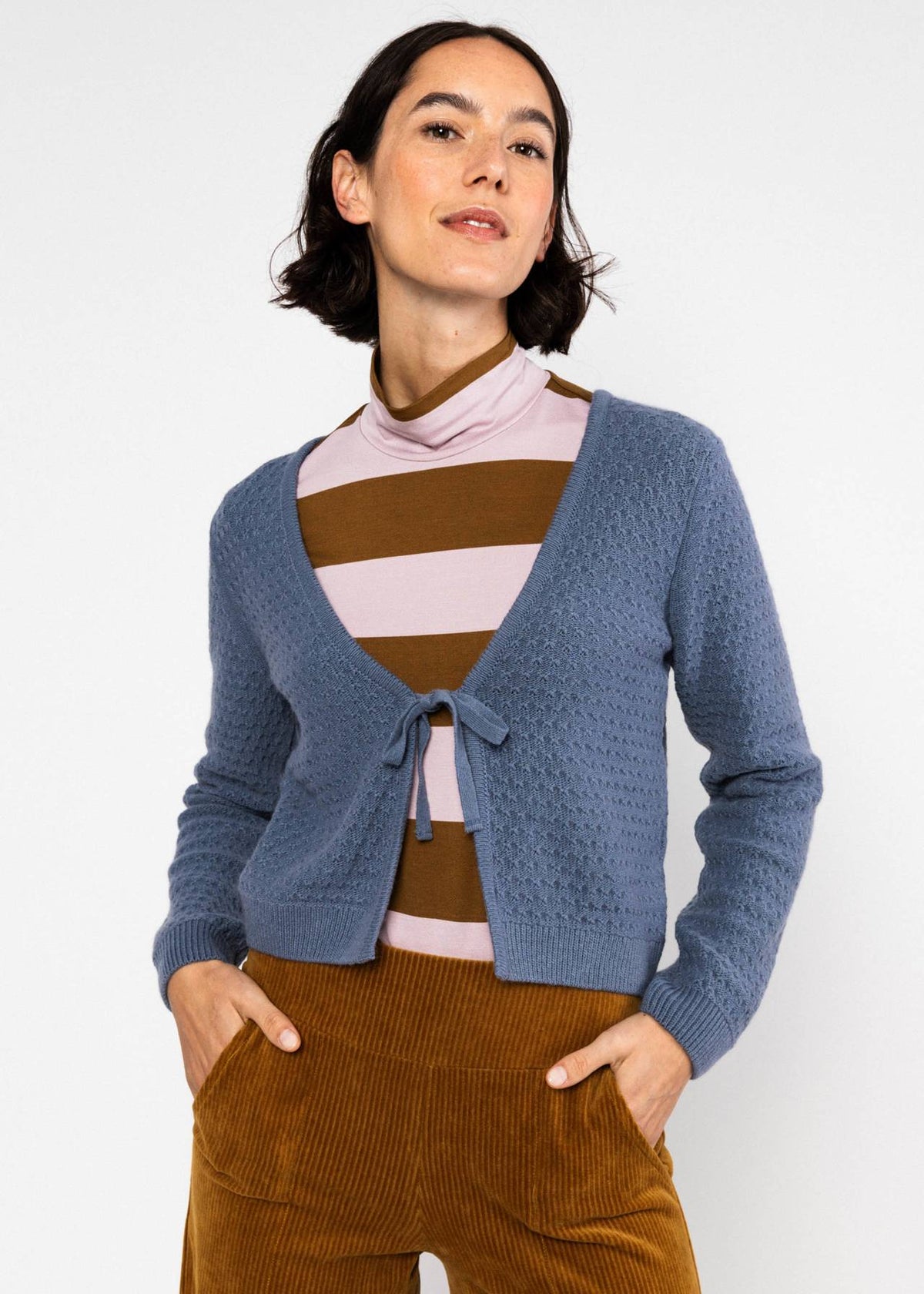 Cardigan Chic Bubbles