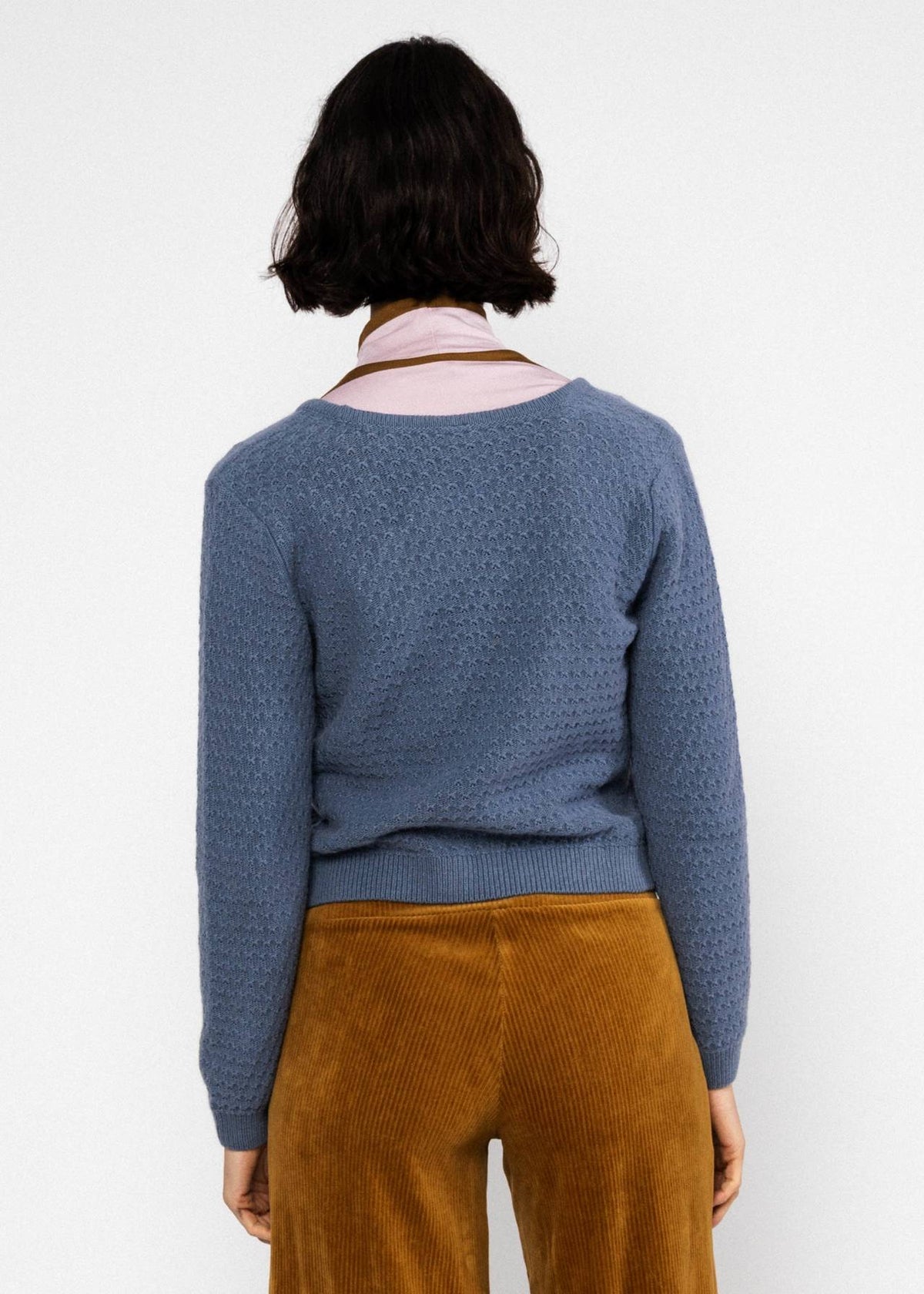 Cardigan Chic Bubbles