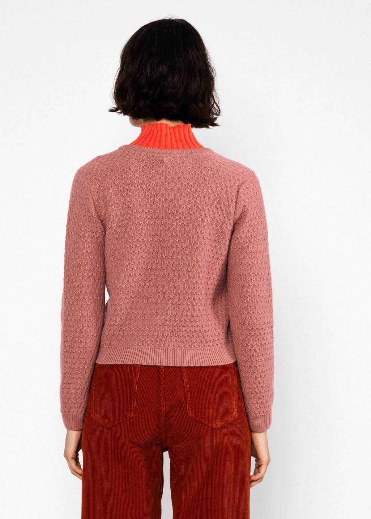 Cardigan Chic Bubbles