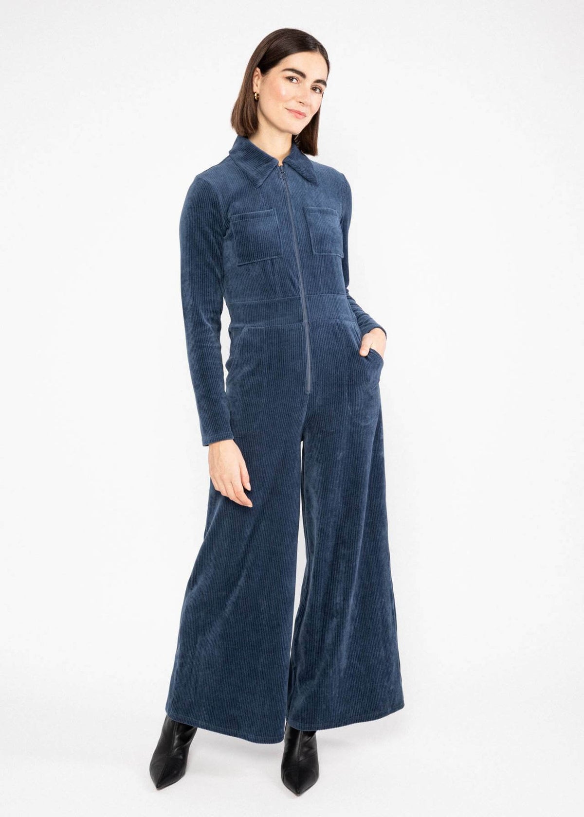 Super gave jumpsuit van velours ,zacht en vriendelijk qua model.