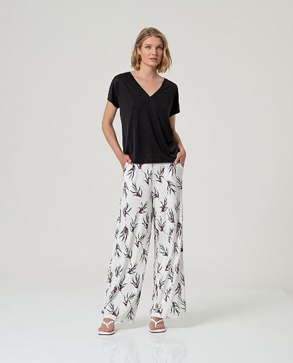 Sleeveless V-Neck T-Shirt