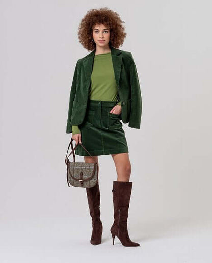 Short skirt with patch pockets - Khaki