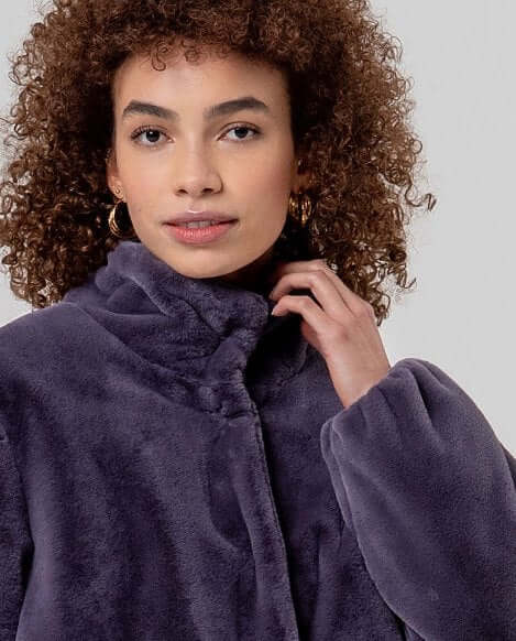Short fur jacket with high collar - Purple - SoMuch Fashion