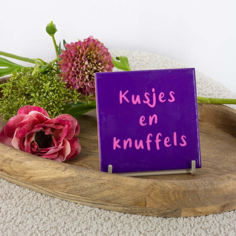 Tegeltje kusjes en knuffels