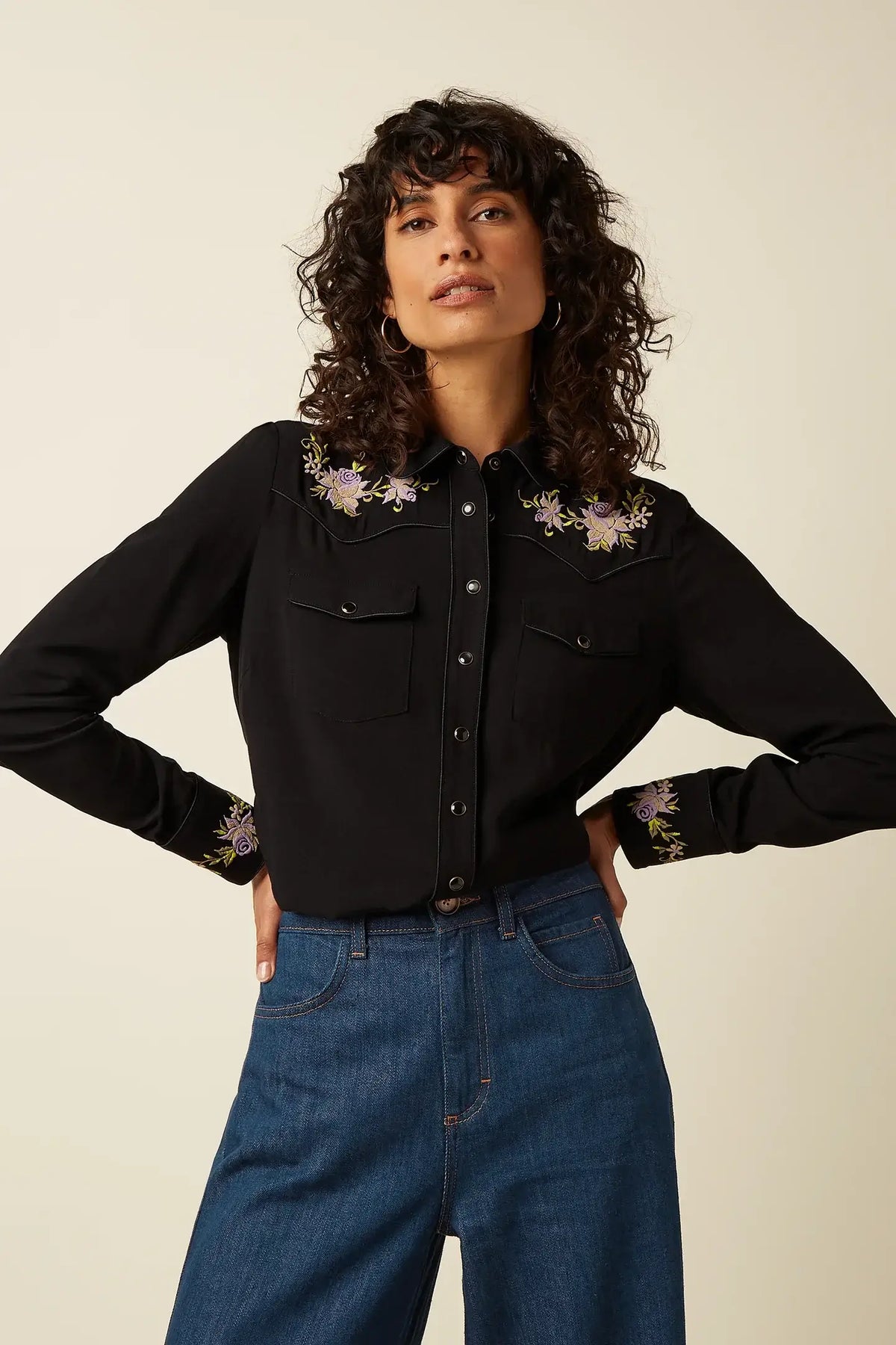Western Blouse Rosetta Embroidery