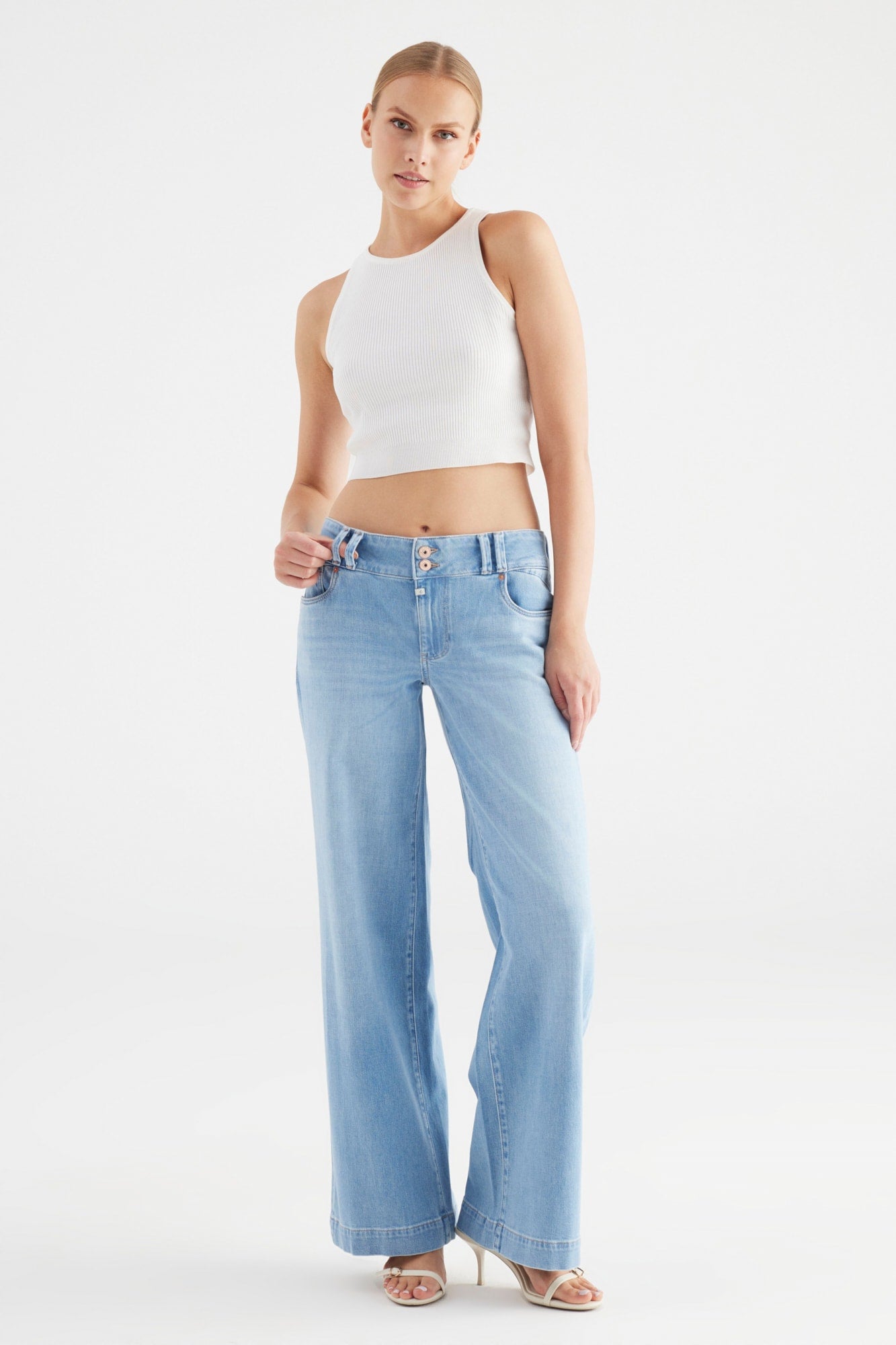 Carlotta Light blue