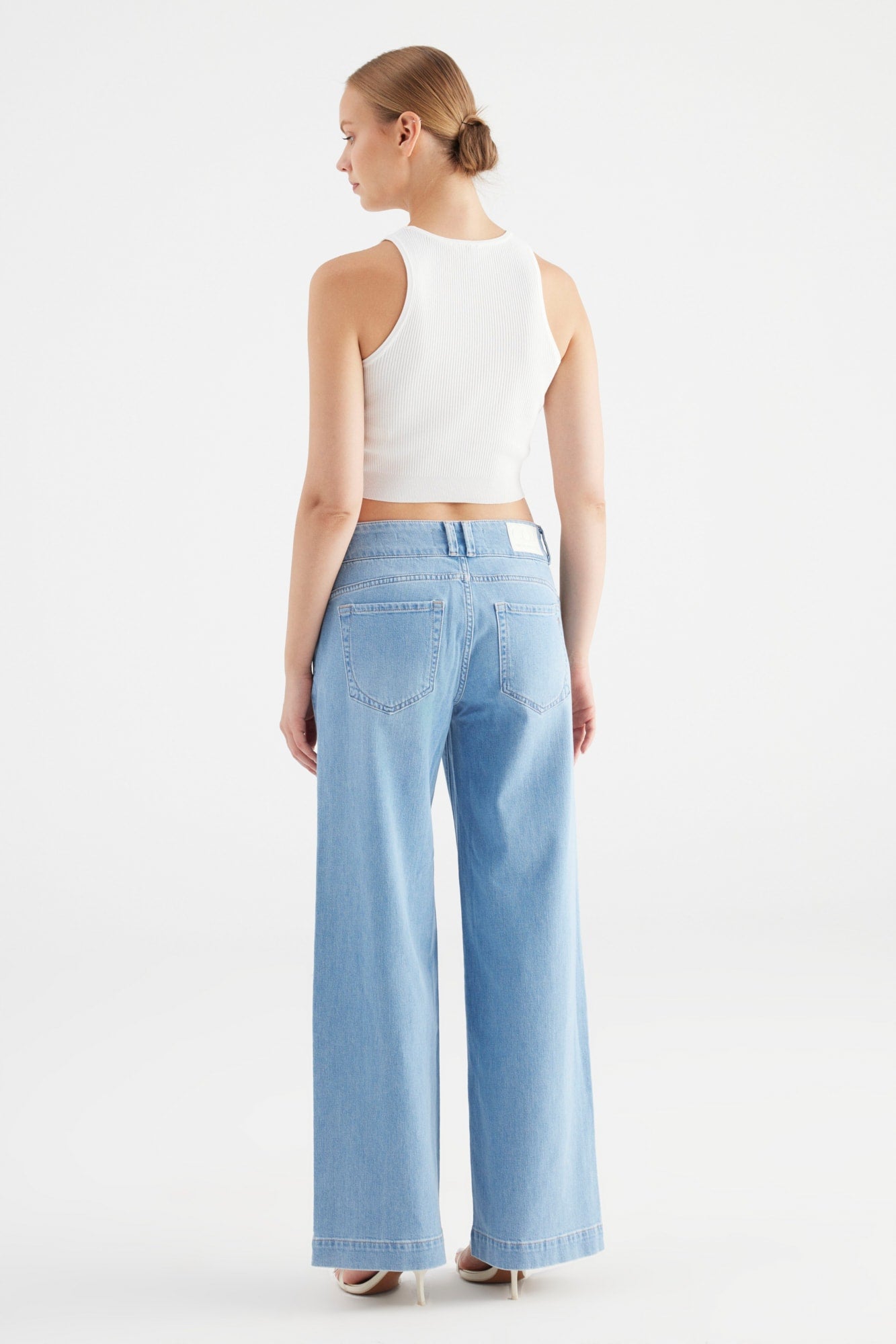 Carlotta Light blue
