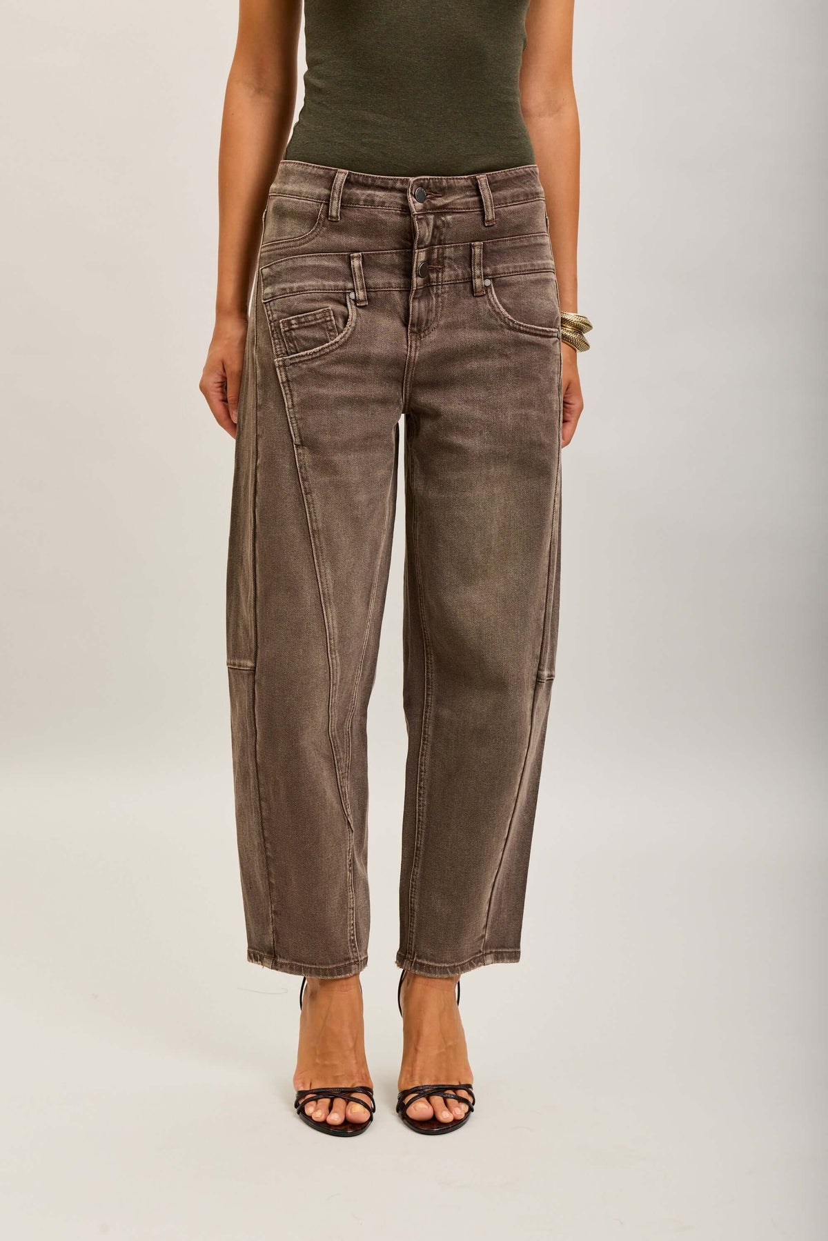 Barrel jeans dubbele band Bruin
