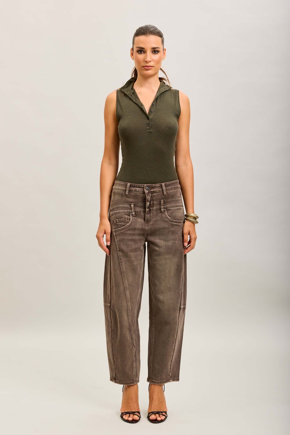 Barrel jeans dubbele band Bruin