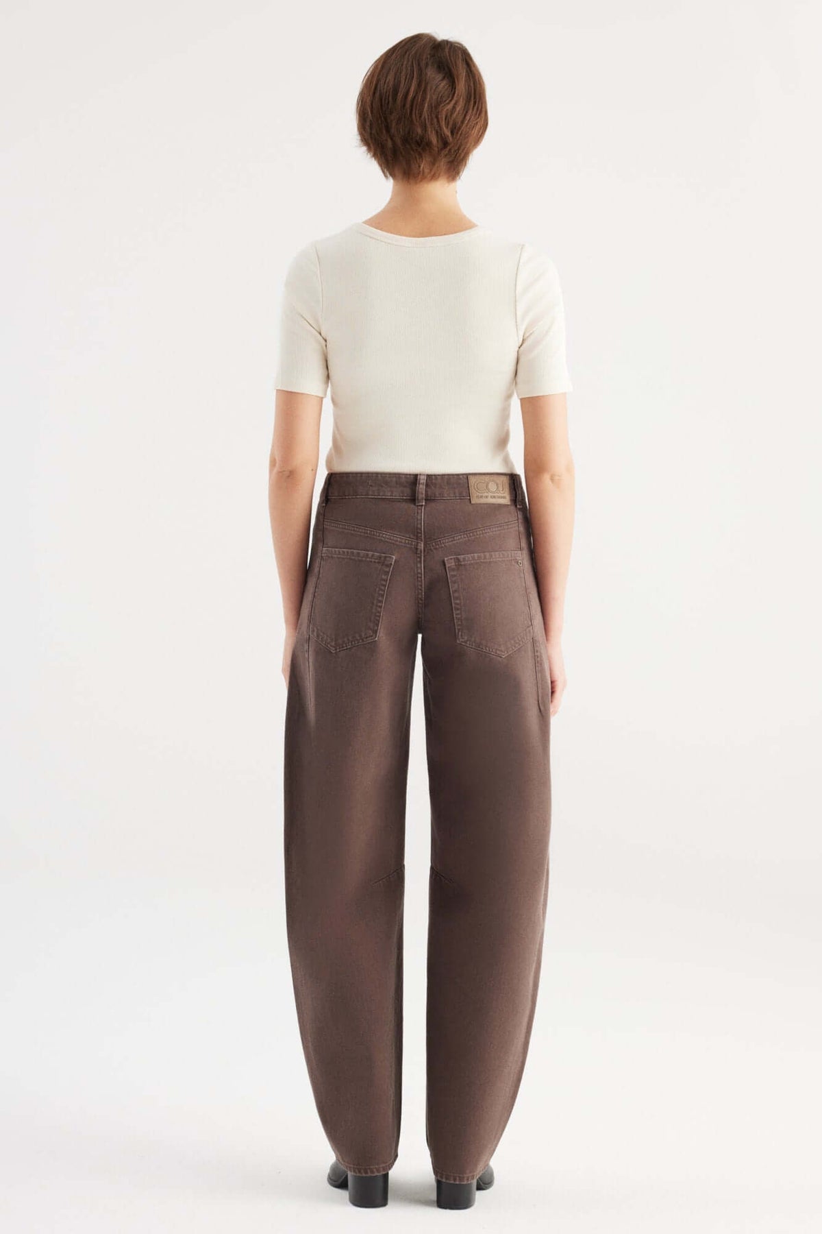 Clara Barrel Jeans