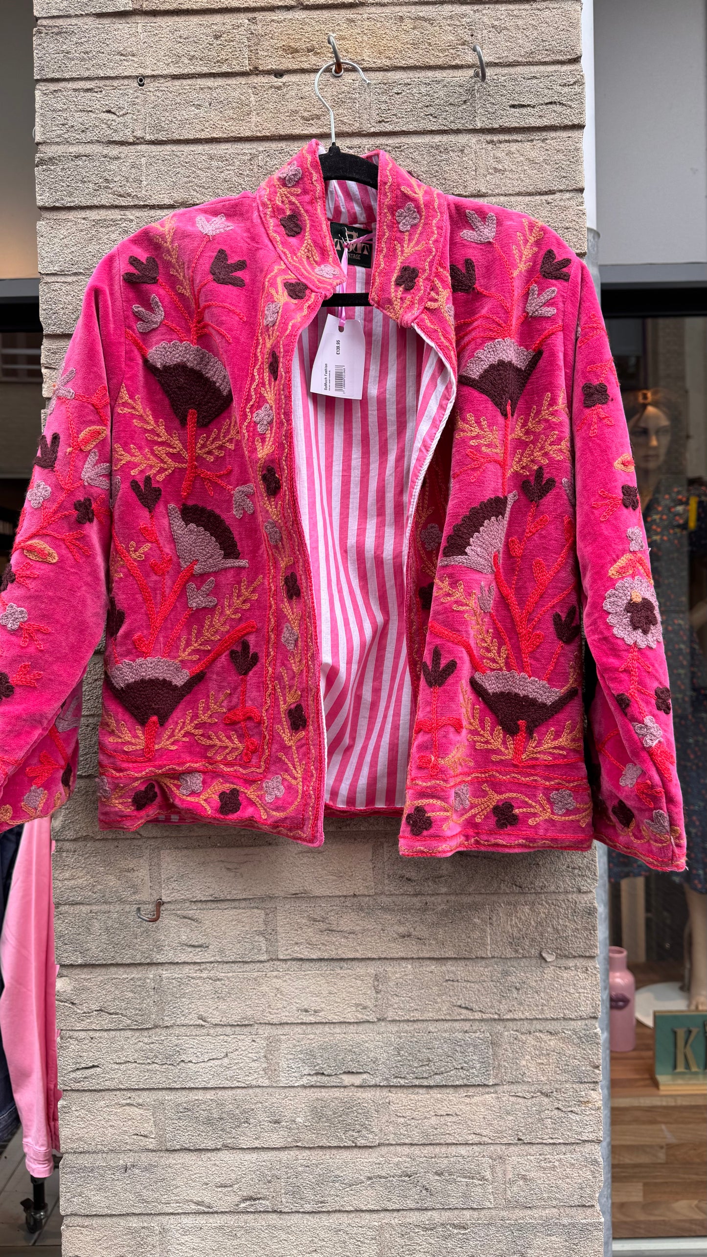 Velvet embroidery jacket