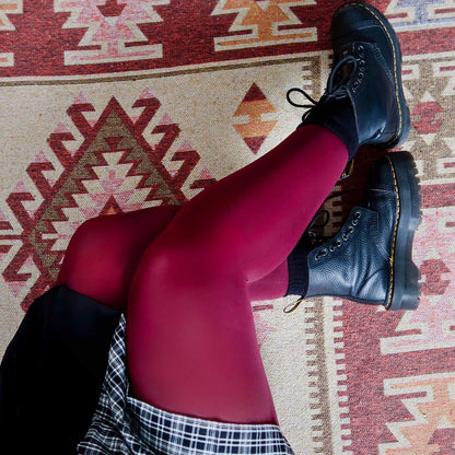 Snagtights Cherry 80 denier