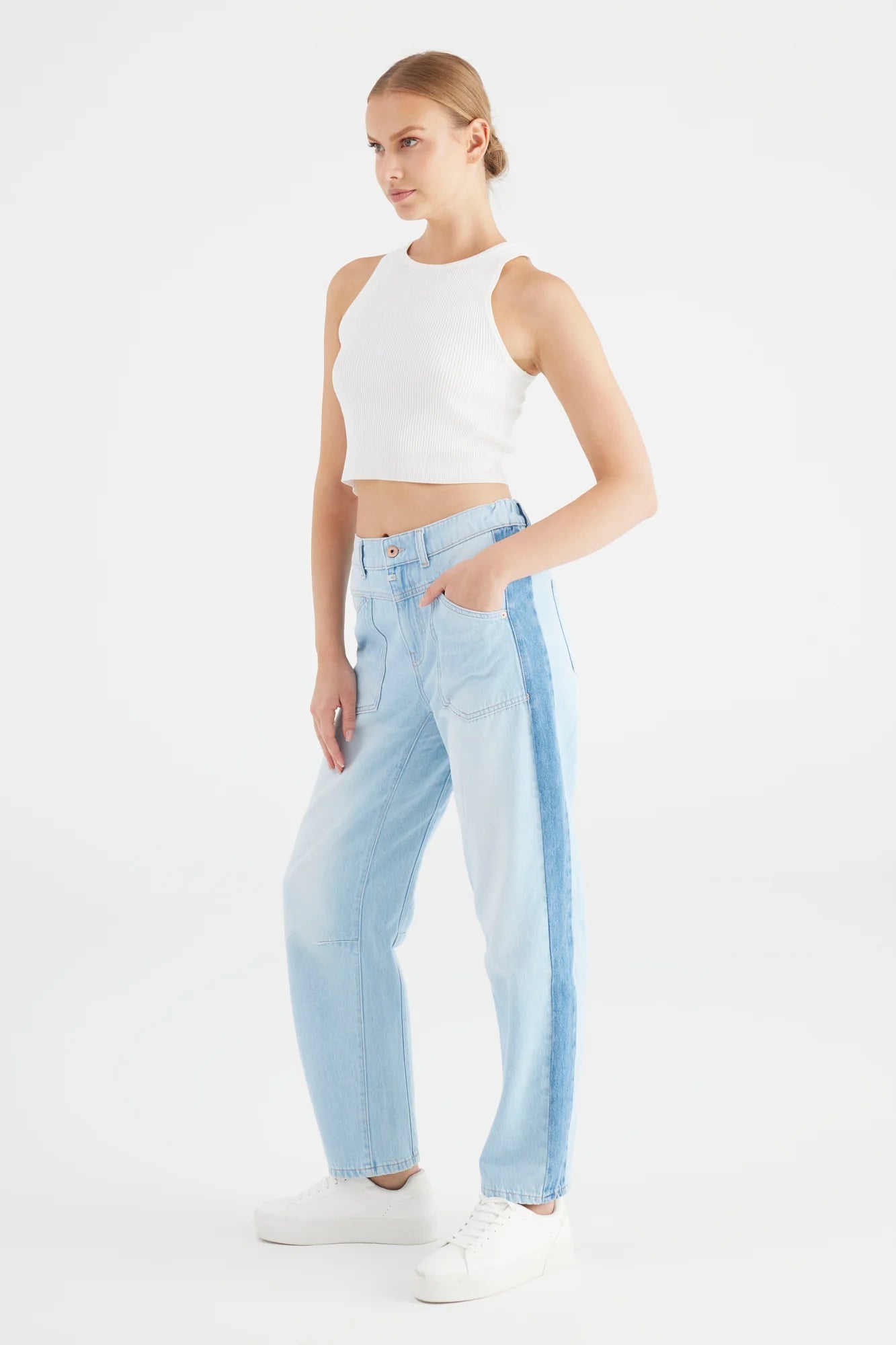 Selena Jeans