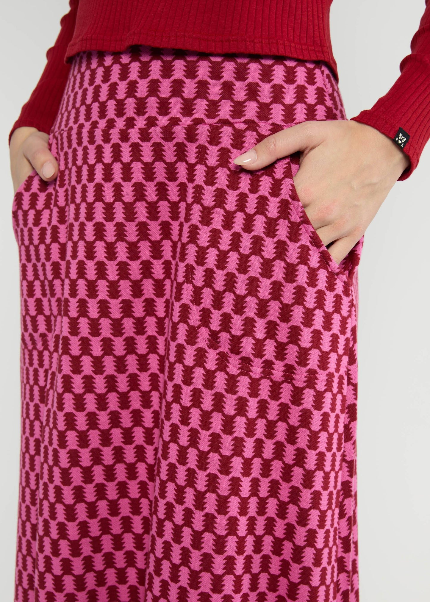 Midirock Relax and Revel pink urban check