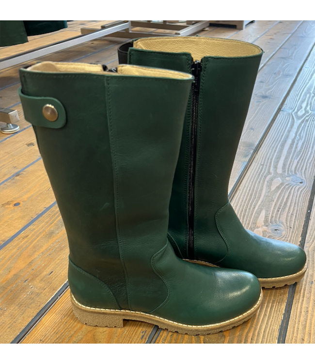 Charlie Laars  Petrol