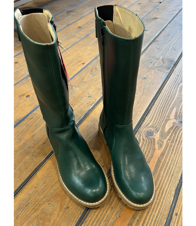 Charlie Laars  Petrol