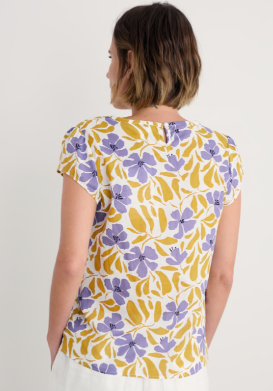 Garden GateTop Leafy Floral Chalk Pear