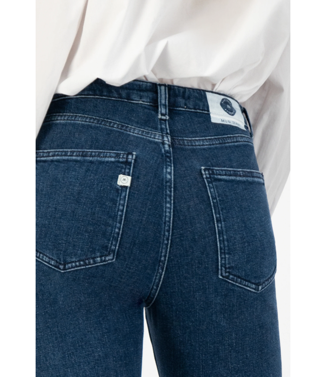 Isy  Flared Fit  Stone Indigo