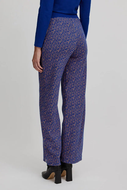 Knitted pants with a retro look Blue Windows