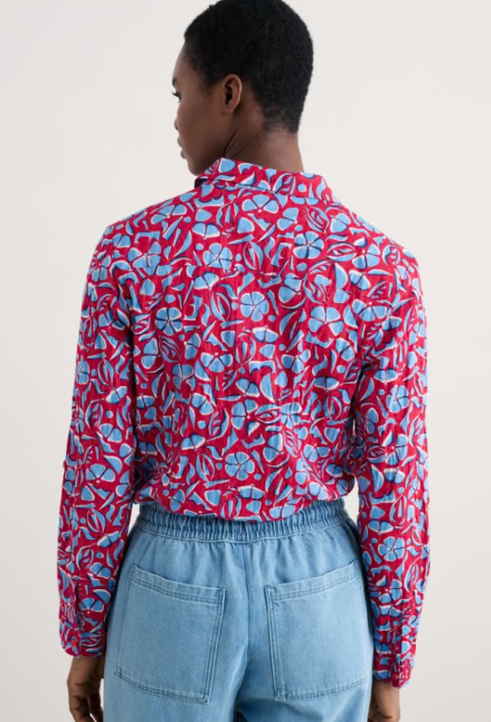 Larissa Shirt in GOTS-Certified Organic Cotton- Collaged Floral Scarlet