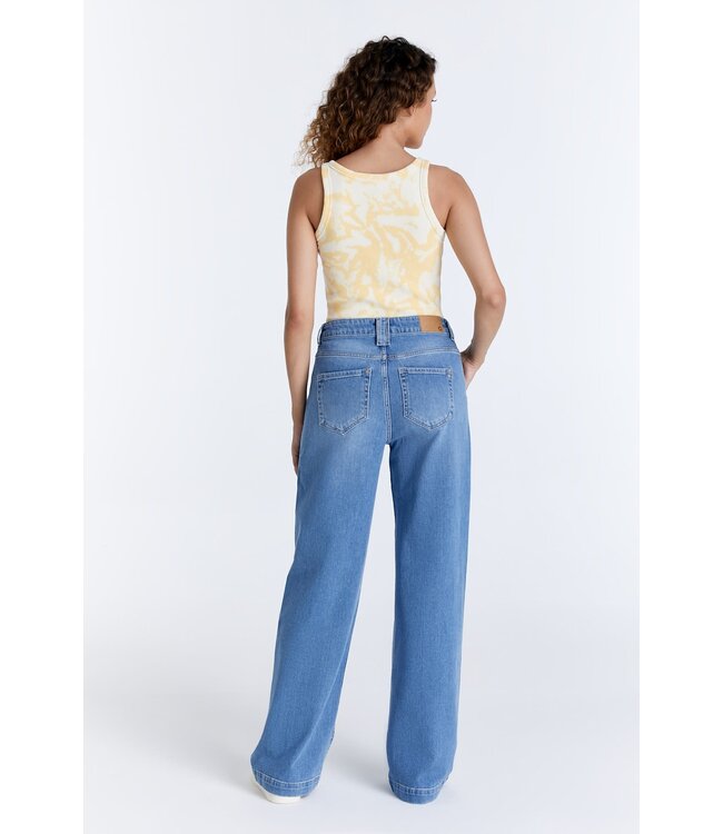 Lulu Jeans   Light Blue
