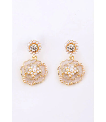 PEARLY FLOWER EARRINGS