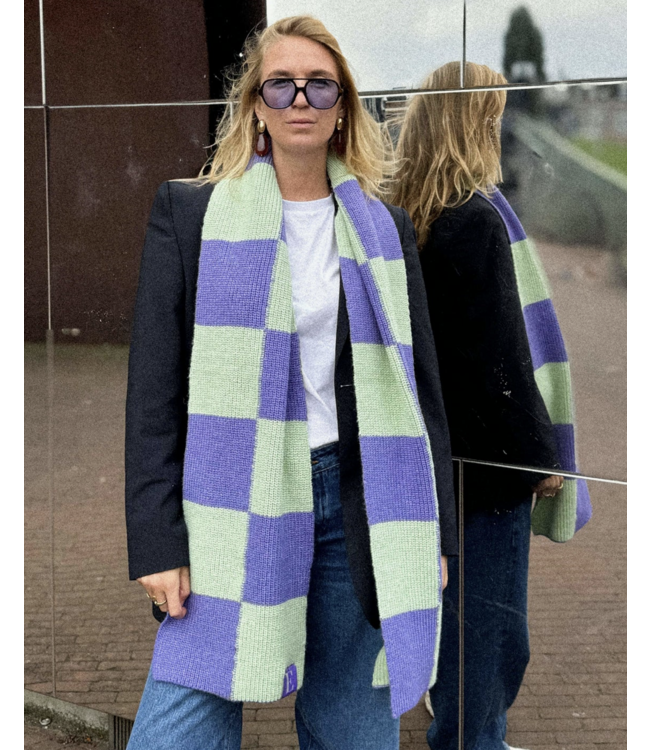 Scarve Janneke