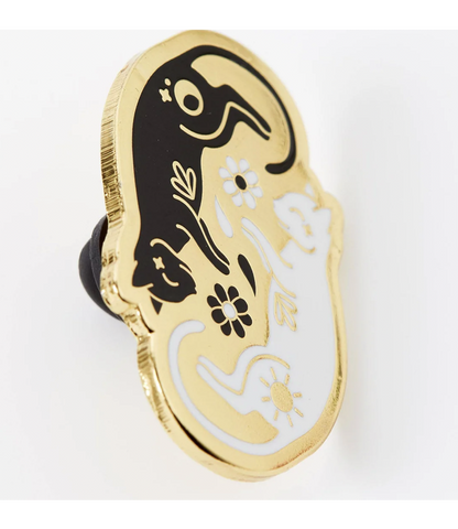 Twin Kitties Enamel Pin