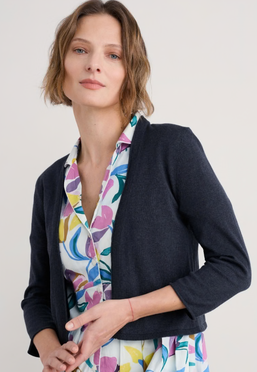 Vanessa Cardigan-Maritime