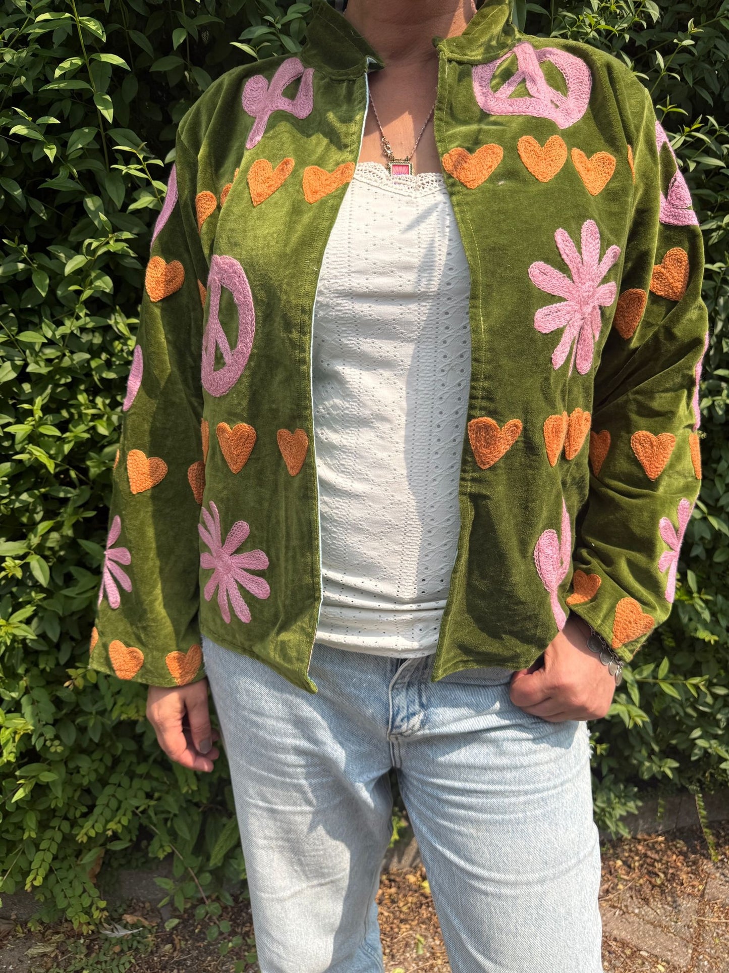 Velvet embroidery jacket Peace hearts green