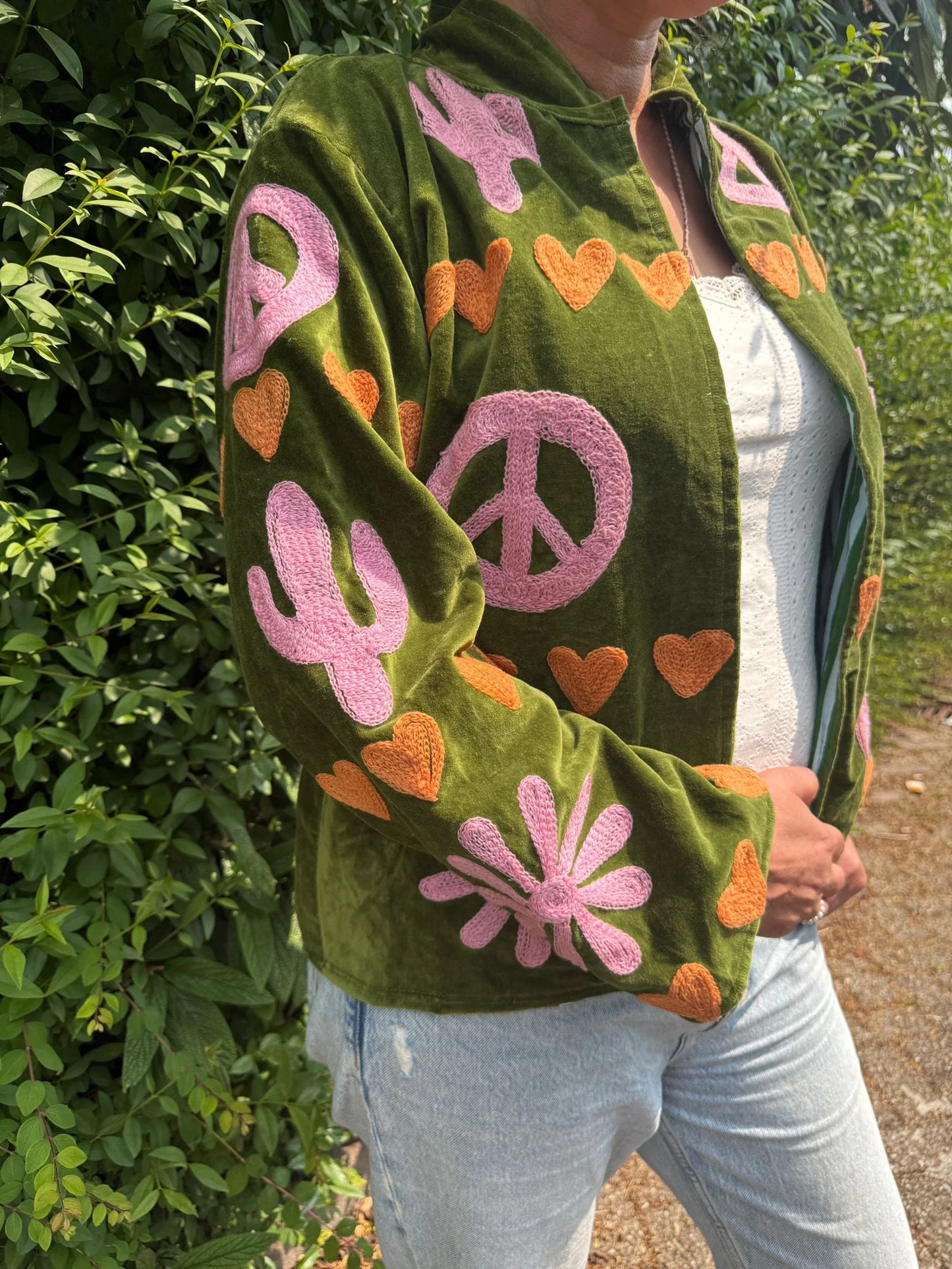 Velvet embroidery jacket Peace hearts green